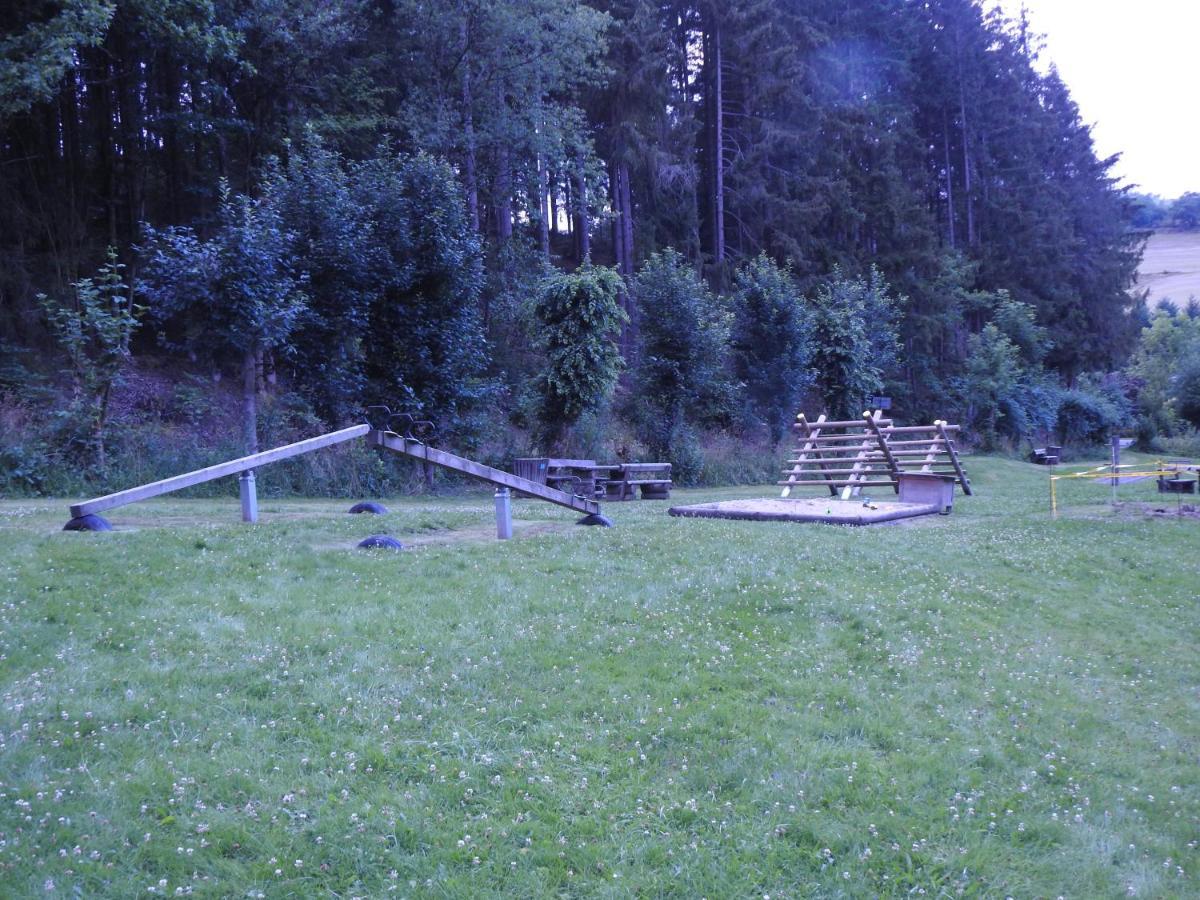 メーデバッハBergblickアパートメント エクステリア 写真
